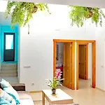 Ferienhaus Comfortable House In With Free Parking