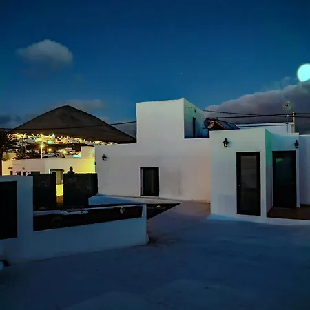 Holiday home Comfortable House In With Free Parking